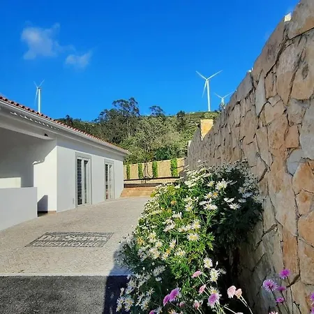 Da Serra Guesthouse Porto de Mos  Exterior photo